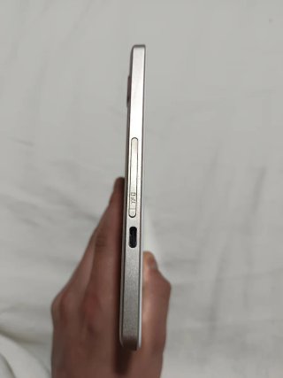 Tablet Facetel 4GB Dorada y Blanca