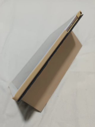 Tablet Facetel 4GB Dorada y Blanca
