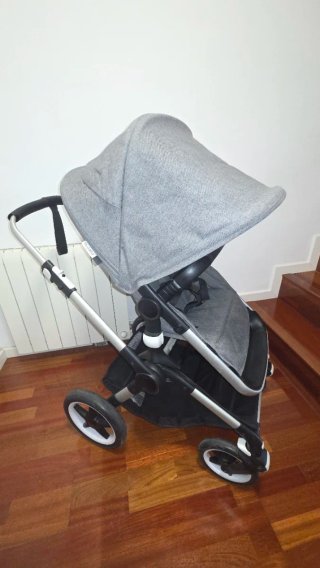 Carrito Bugaboo Fox 2 gris capazo y silla