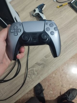Consola Sony PS5 Blanca + Mando