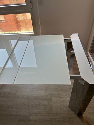 Mesa Comedor Cristal y Metal