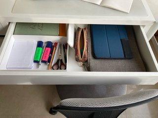 Escritorio IKEA MICKE + Silla Oficina