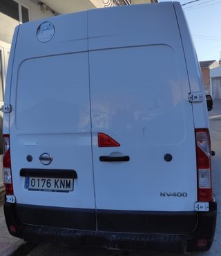 Nissan NV400 2017
