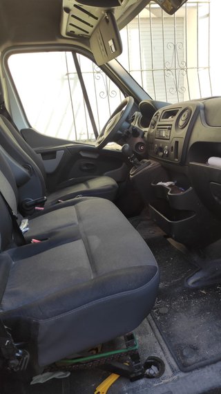 Nissan NV400 2017