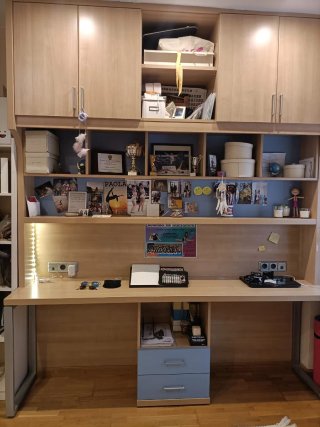 Dormitorio juvenil con zona de estudio completo