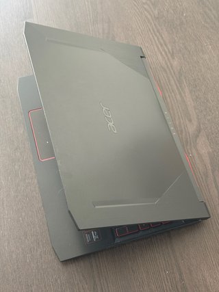 Acer Nitro 5 i7 RTX 3050 16GB 144Hz