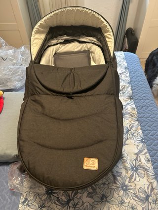 Cochecito de bebé y silla de coche
