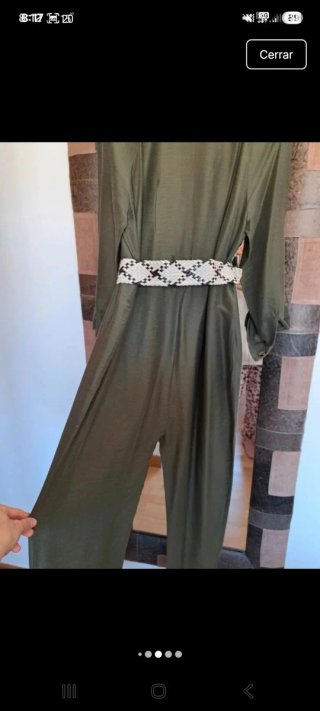 Mono Zara verde oliva talla M