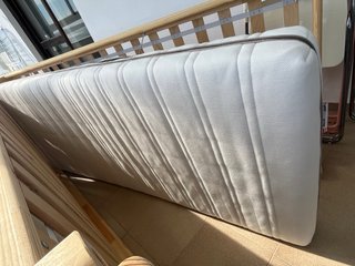 2 Letti Singoli IKEA con Materassi MALVIK