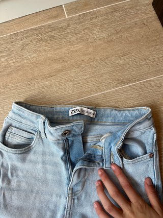 Pantalón vaquero Zara azul talla 32