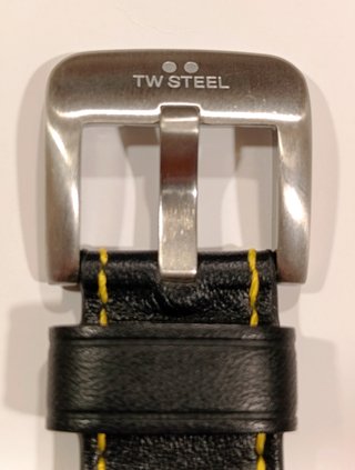 Correa reloj TW Steel Cuero Negro-Amarillo 22mm