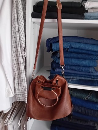 Bolso flecos y regalo 2 prendas