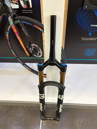 Horquilla Fox 34 Factory Kashima 130mm GRIP2 NUEVA
