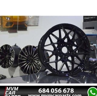 Juego de 4 Llantas BMW 19 M4 GTS Glossy Black BM06