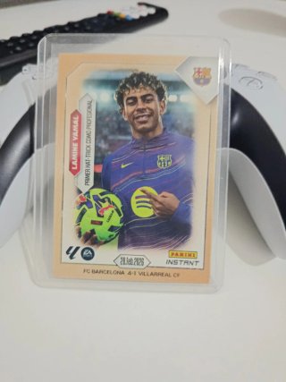 Cromo Lamine Yamal Instant FC Barcelona