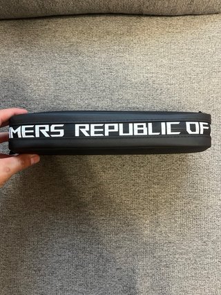 ASUS ROG Ally 512GB impecable + funda original