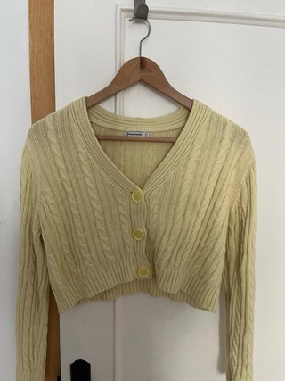 Jersey Stradivarius amarillo crop top talla S