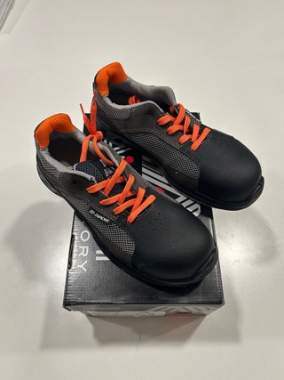 Zapatos de seguridad Aimont Talla 43