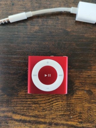 iPod Shuffle 2ª y 4ª Gen (Rojo)