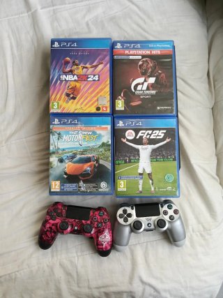 Consola PS4 + 3 Juegos + 2 Mandos