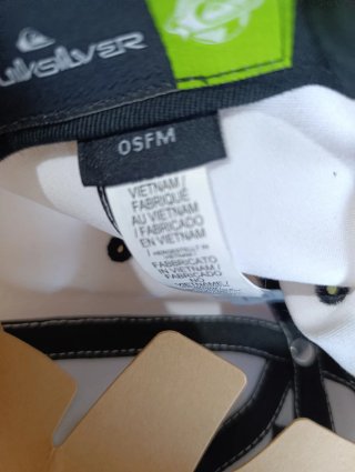 Gorra Quiksilver Blanca y Negra