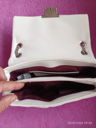 Bolso de fiesta blanco acolchado