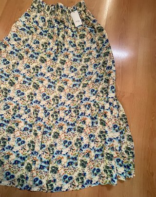 Falda larga floral verano nueva