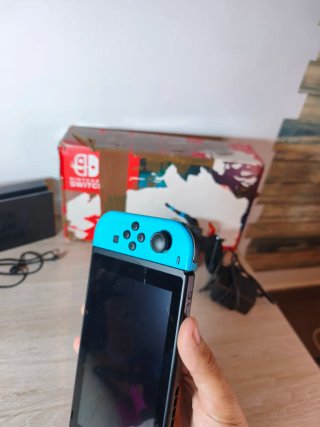 Nintendo Switch V2 2022