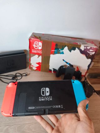 Nintendo Switch V2 2022