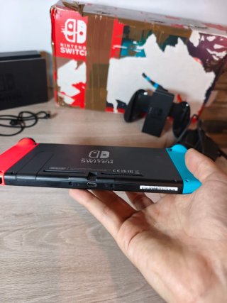 Nintendo Switch V2 2022