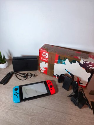 Nintendo Switch V2 2022