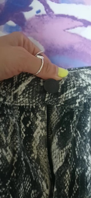 Falda vaquera estampado serpiente Zara Talla S
