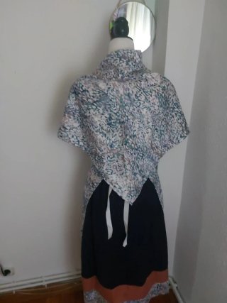 Traje de casera estampado