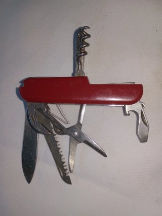 Navaja multiusos Suiza