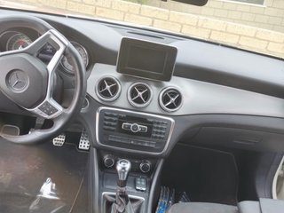 Mercedes-Benz Clase CLA 2015