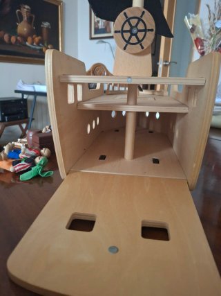 Barco Pirata de Madera Mundo Diver