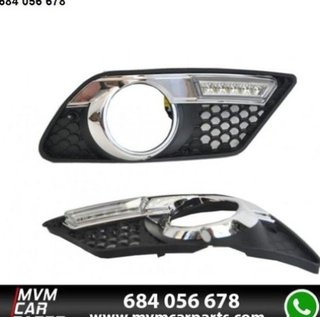 Rejillas de antinieblas con luz diurna Mercedes Cl