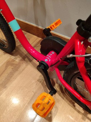 Bicicleta infantil Btwin roja 14 pulgadas