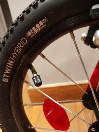 Bicicleta infantil Btwin roja 14 pulgadas