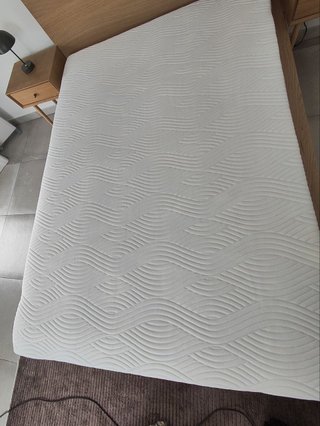 Cama 140x200cm con espuma y cabecero