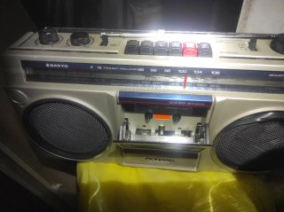 Radio Cassette Sanyo M9800K Vintage