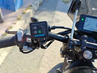 Zontes C125 Negra con extras - ¡Como Nueva!