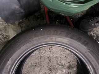 Goodyear EfficientGrip 205/60R16 92V