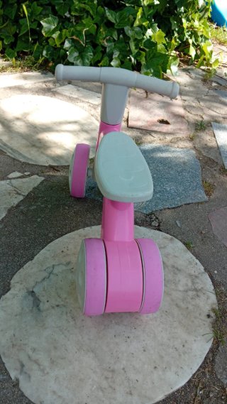 Bici infantile rosa a 3 ruote