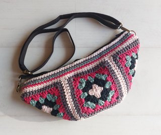 Riñonera crochet granny nueva