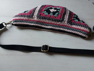 Riñonera crochet granny nueva