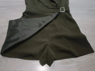 Mono verde militar de vestir