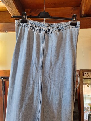 Mono vaquero ZARA acampanado talla M