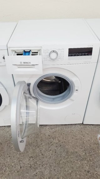 Lavadora Bosch Serie 4 de 8 kg 1200rpm clase A +++