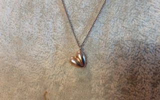 Collana con ciondolo a cuore e catenina